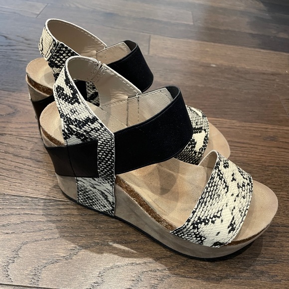 Pierre Dumas wedge - Picture 1 of 5